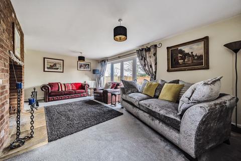 4 bedroom detached house for sale - Fosseway Close, Moreton-In-Marsh, GL56