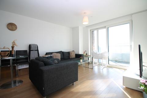 2 bedroom apartment to rent, Marner Point, St Andrews, Bow E3