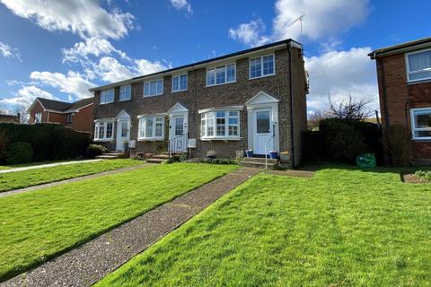 14 Hanover Close, Walmer, Deal, CT14 7LA