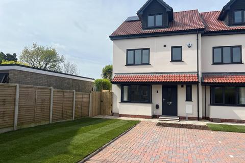 4 bedroom end of terrace house for sale, Heath Road, Nailsea, Bristol, Somerset, BS48