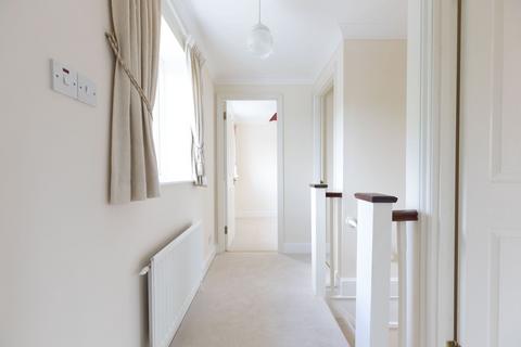 31 Medway Drive, Forest Row, RH18 5NU