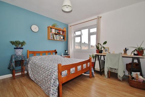 6 Myrtle Close, Long Hanborough, Witney, OX29 8DE