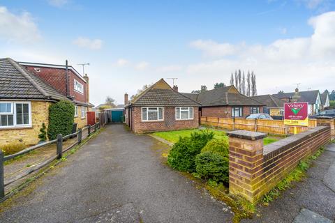 33 Commonfields, West End, Woking, GU24 9JA