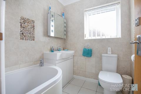 20 Abbey Close, Wendling, Dereham, NR19 2LR