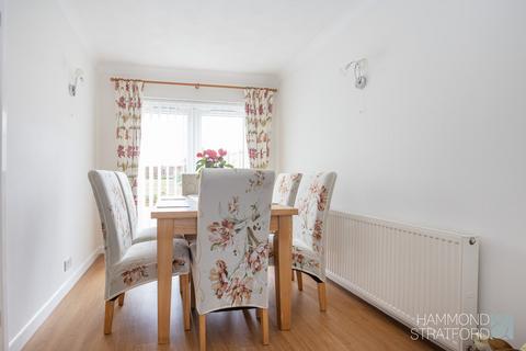 20 Abbey Close, Wendling, Dereham, NR19 2LR