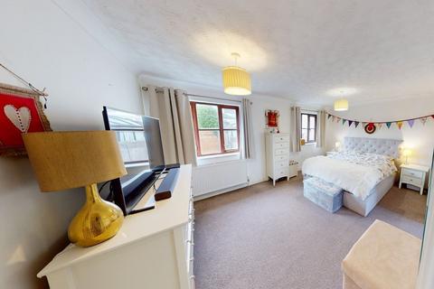 3 bedroom detached house for sale, Lindisfarne Way, Torquay TQ2