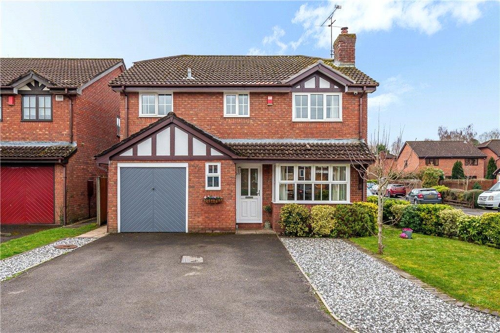 Hunters Crescent, Totton... 4 bed detached house for sale £525,000