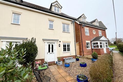 4 bedroom semi-detached house for sale, Bredfield Road