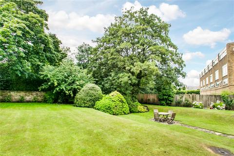 2 bedroom flat to rent, Spencer Park Court, 21 Spencer Park, London