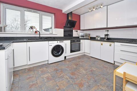 10 Tilehurst Place, Stoke-on-trent, ST3 3AP