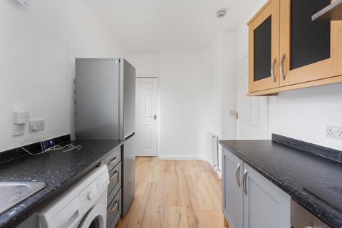 3 bedroom semi-detached house to rent - Murraysgate Crescent, West Lothian EH47