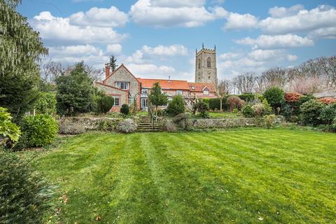 4 bedroom detached house for sale, Blakeney