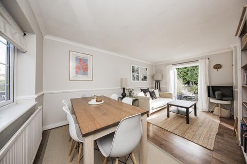 12 Wealden Close, Crowborough, TN6 2ST
