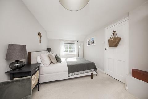12 Wealden Close, Crowborough, TN6 2ST