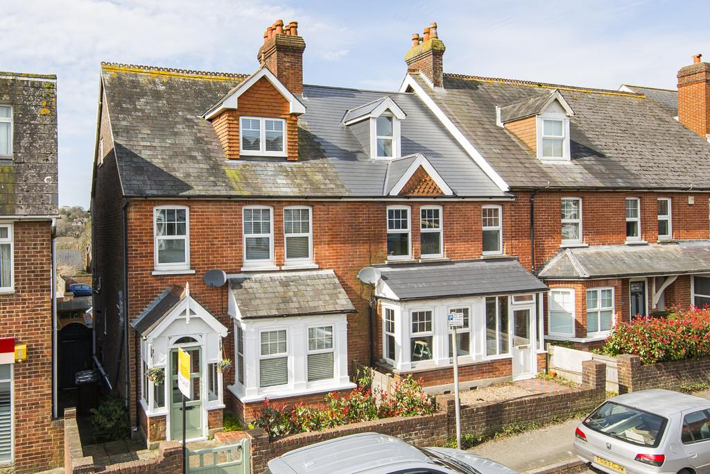 Hailsham Road, Heathfield 4 bed end of terrace house for sale £425,000