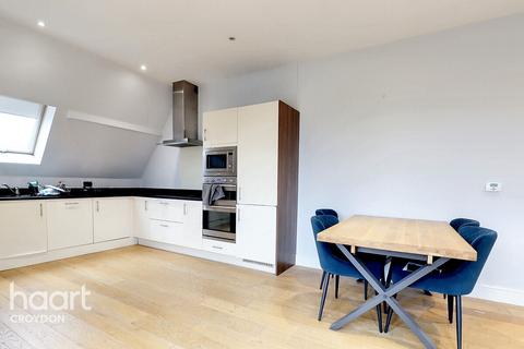 2 bedroom apartment for sale, Russell Hill, Purley
