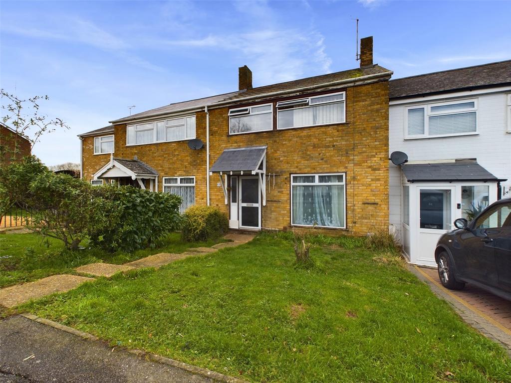 Osborne Road, Basildon, Essex, SS16 3 bed terraced house for sale £