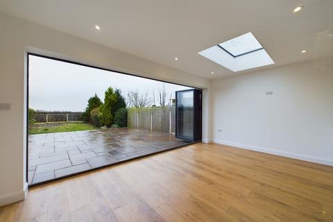 3 Anslow Road, Hanbury, Burton-on-trent, DE13 8TJ