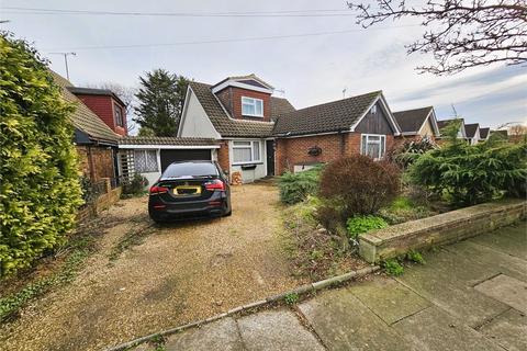 4 bedroom detached bungalow for sale, Pinewood Avenue, Leigh-on-Sea, Leigh on sea,