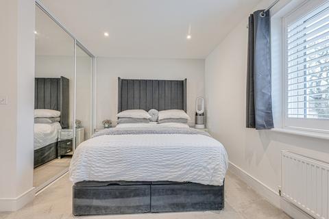 11 Jazz Lane, Basildon, SS14 3AQ