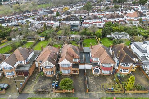 4 bedroom detached house for sale, Powys Lane, Southgate, N14