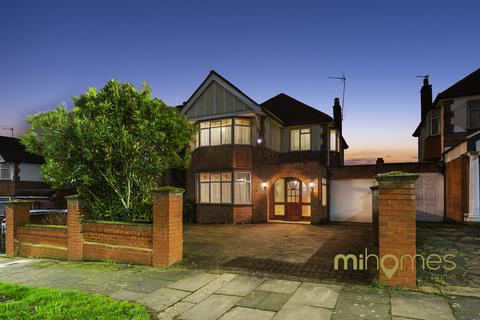 4 bedroom detached house for sale, Powys Lane, Southgate, N14