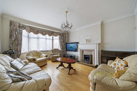 4 bedroom detached house for sale, Powys Lane, Southgate, N14