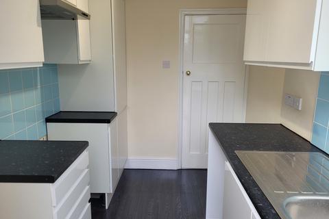 undefined, Upminster Road South, Rainham, RM13