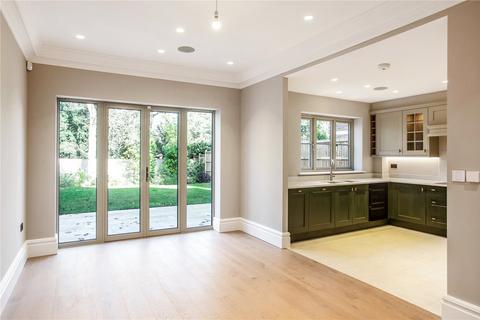 5 bedroom detached house for sale, Heathbourne Road, Bushey Heath, Bushey, Hertfordshire, WD23