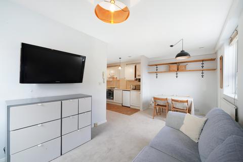 1 bedroom flat to rent, Belgrave Gardens, St John's Wood, London