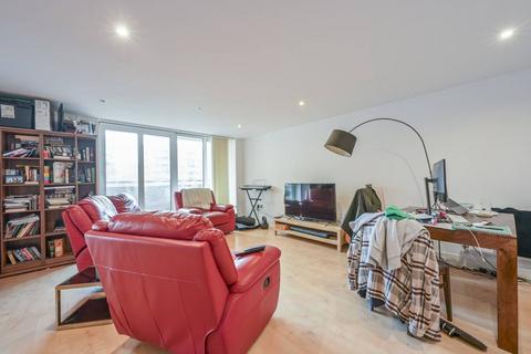 2 bedroom flat for sale, Wards Wharf Approach, Canary Wharf, London, E16