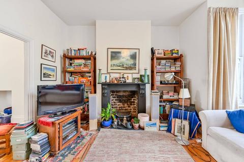 3 bedroom terraced house for sale, Gillespie Road, Islington, London, N5