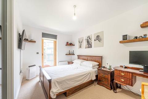 2 bedroom flat for sale - Ebony Crescent, Barnet, EN4