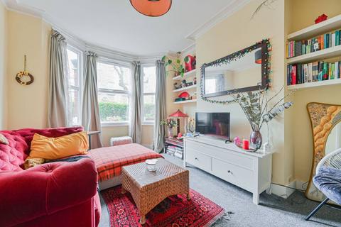 1 bedroom flat for sale, Fallsbrook Road, Streatham, London, SW16
