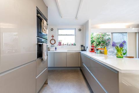 41 Basing Hill, Wembley, HA9 9QS