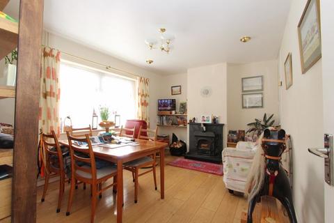 3 bedroom semi-detached house for sale - Lyminster Avenue, Brighton
