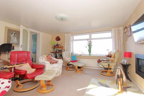 3 bedroom semi-detached house for sale - Lyminster Avenue, Brighton