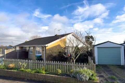 2 bedroom semi-detached bungalow for sale, Highcroft Avenue, Bognor Regis