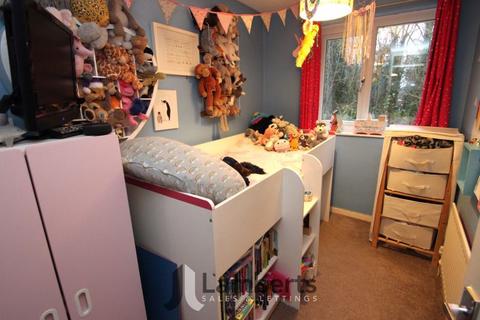 28 Abbotswood Close, Winyates, Redditch, B98 0QD