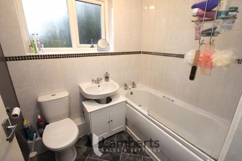 28 Abbotswood Close, Winyates, Redditch, B98 0QD