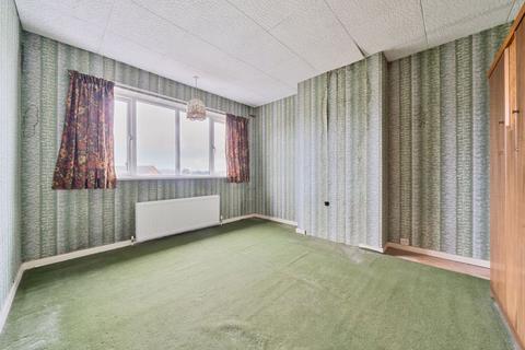 46 Domonic Drive, London, SE9 3LJ