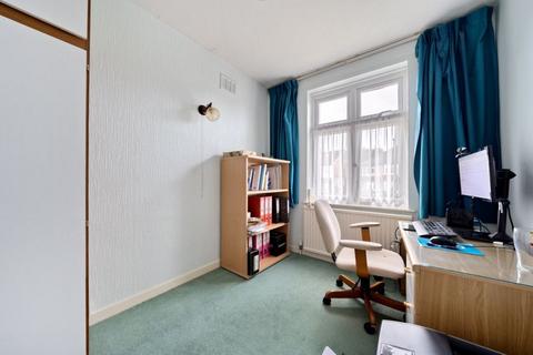 95 Chapel Farm Road, London, SE9 3NH