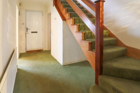 11 Wichling Close, Canterbury, CT2 7QR