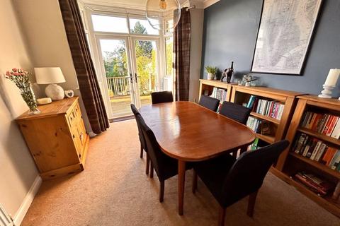 130 Elizabeth Road, Sutton Coldfield, B73 5AS