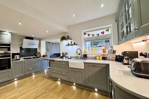 12 Hathaway Road, Sutton Coldfield, B75 5JB