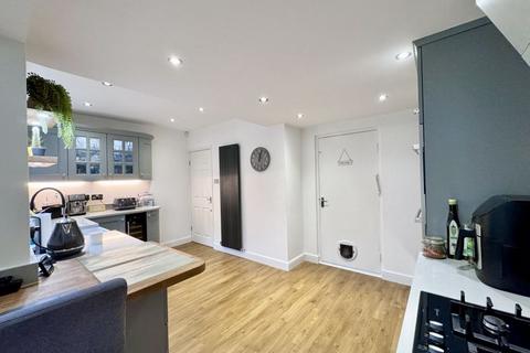 12 Hathaway Road, Sutton Coldfield, B75 5JB