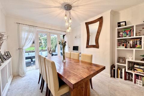 12 Hathaway Road, Sutton Coldfield, B75 5JB