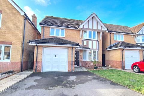 3 bedroom detached house for sale, Bryson Close, Lee-On-The-Solent, PO13