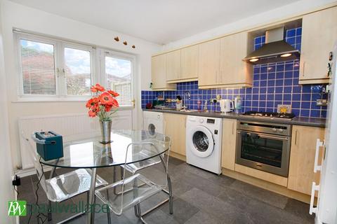 2 bedroom terraced house for sale, Foresters Close, West Cheshunt