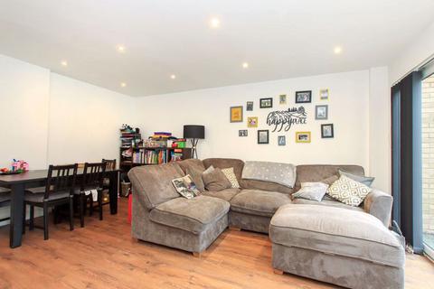 10 Brambling Rise, Hemel Hempstead, HP2 6DT